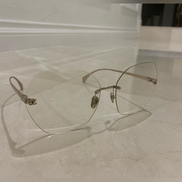 Chanel SQUARE BLUE LIGHT Titanium GLASSES
Titanium - Picture 2 of 15
